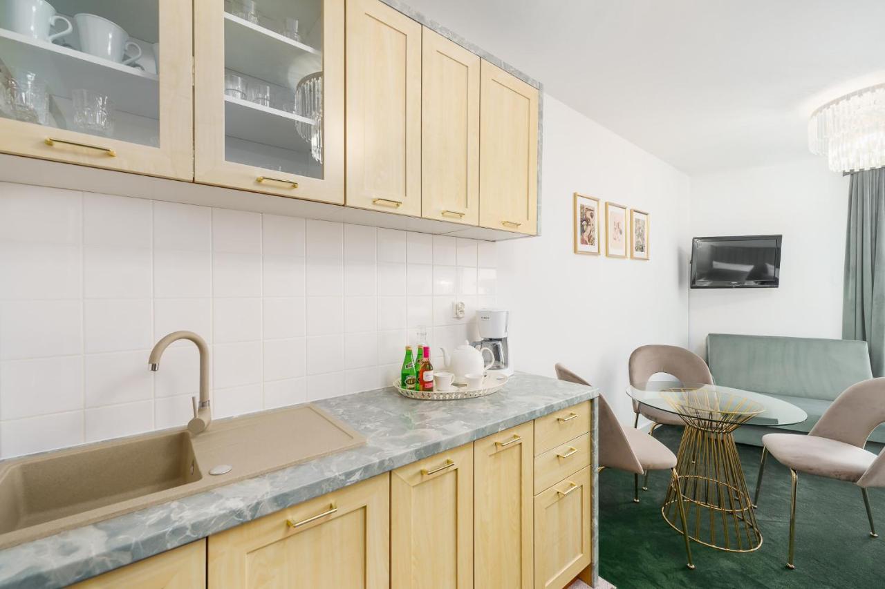 Apartment Emerald Sea 250 M Do Morza Kolobrzeg